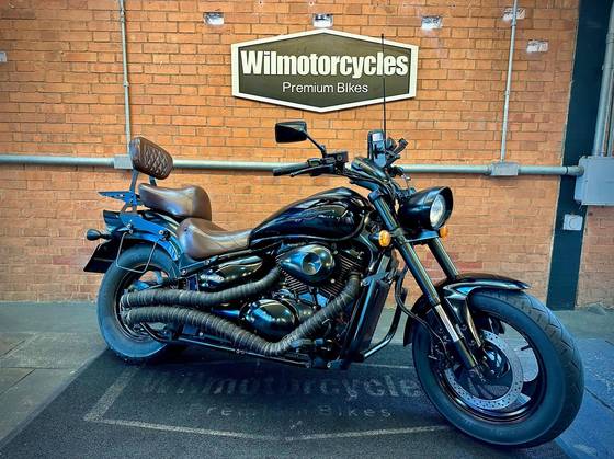 SUZUKI BOULEVARD M800 